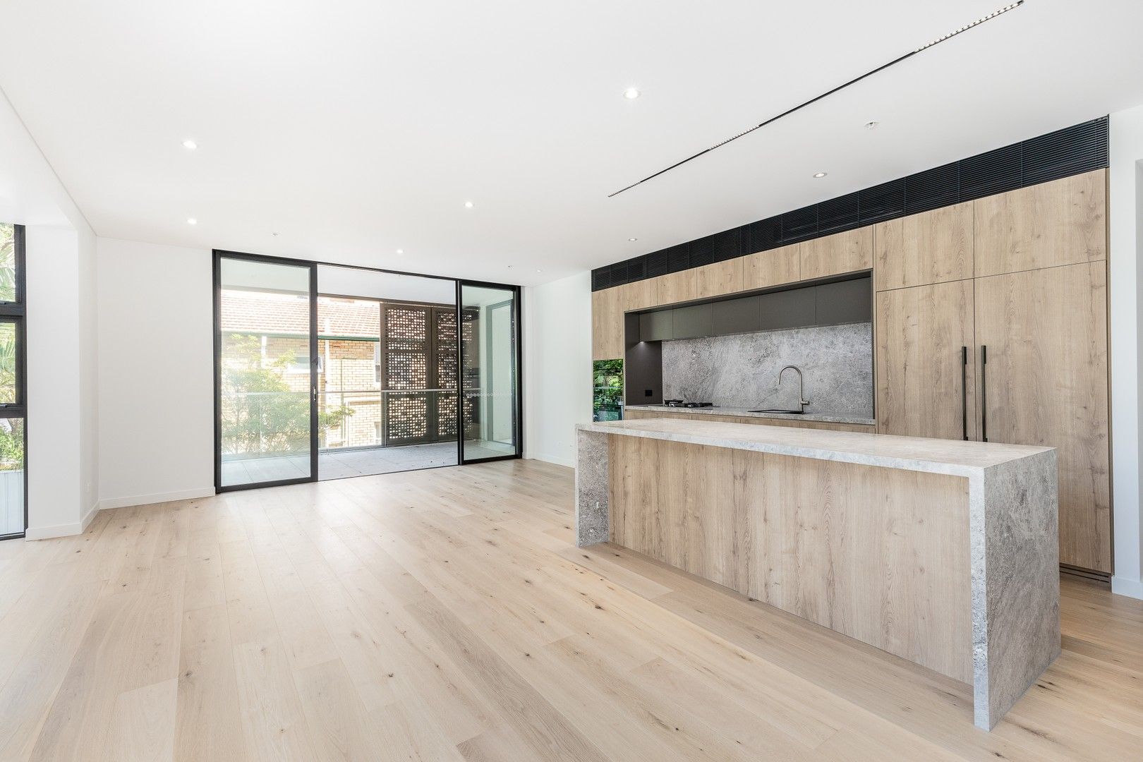3 bedrooms Apartment / Unit / Flat in 203/3 Parramatta Street CRONULLA NSW, 2230