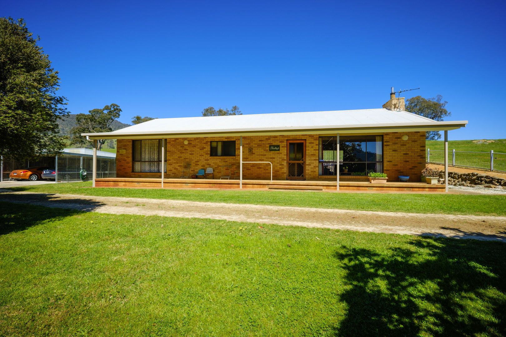 8029 Murray Valley Hwy, Bullioh VIC 3700, Image 2