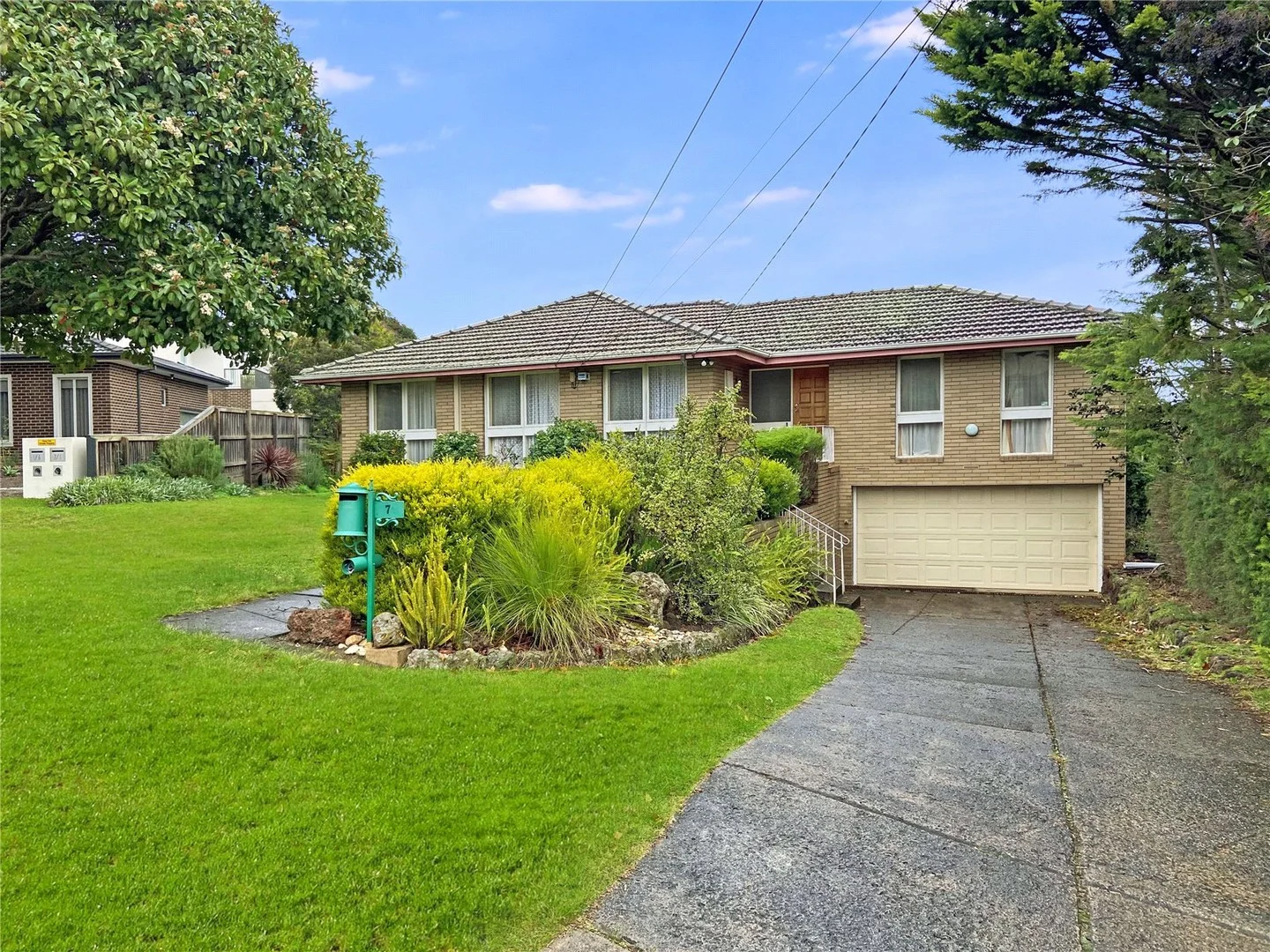 7 Randall Ct, Mount Waverley VIC 3149