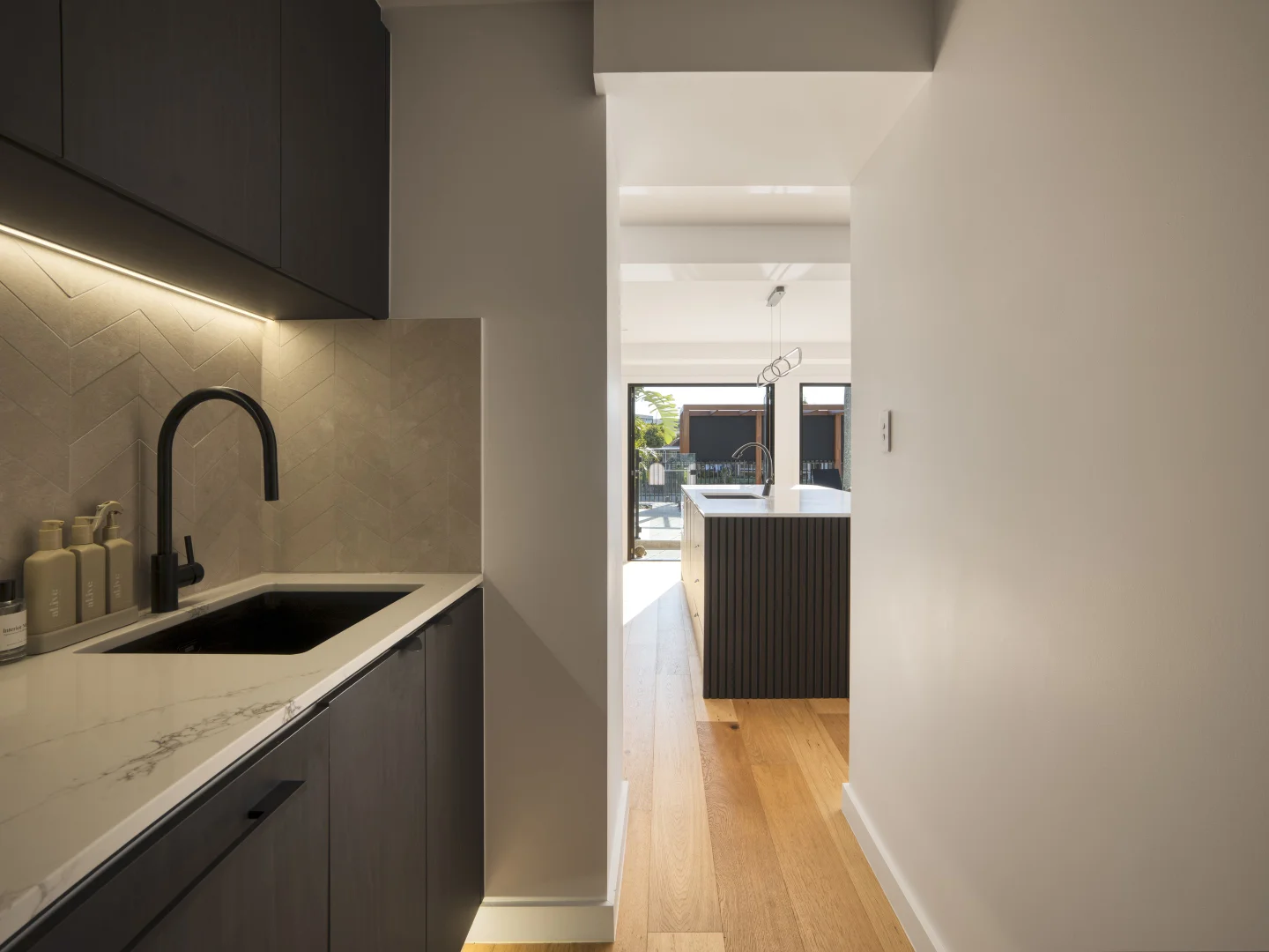 Additional image 12 of 24 Gibraltar Drive, Isle Of Capri QLD 4217