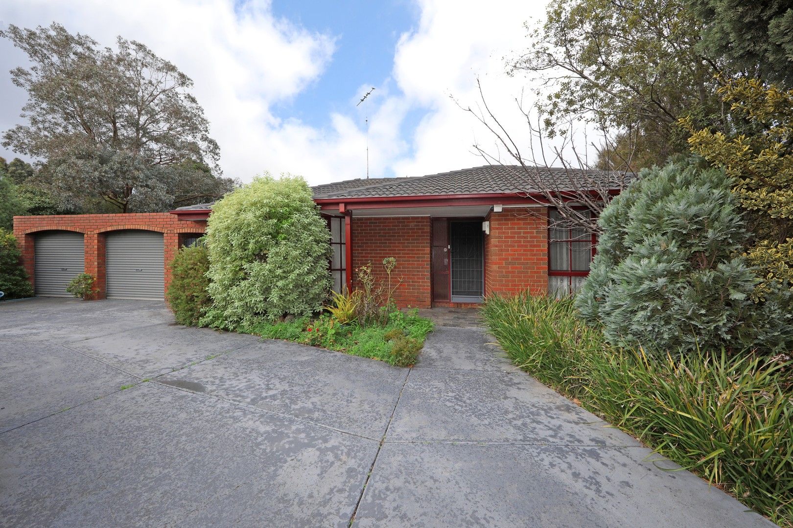 35 Halsbury Drive, Rowville VIC 3178, Image 0