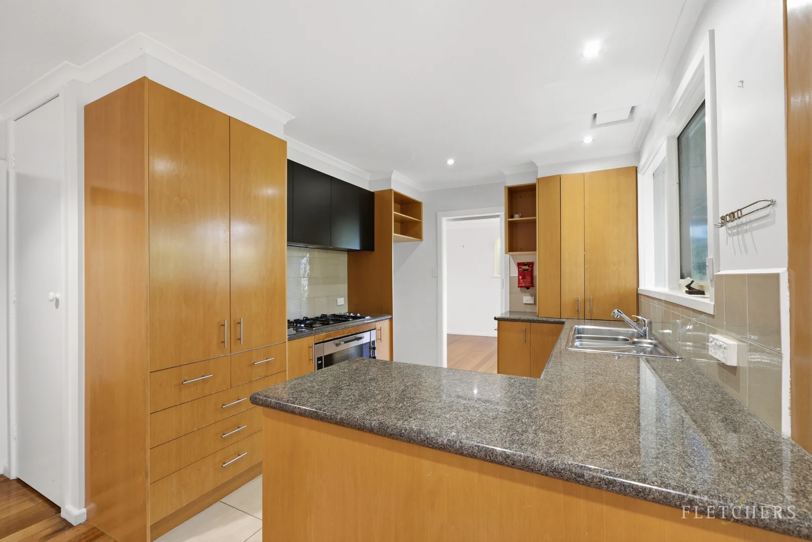 Additional image 2 of 33 Landau Dr, Warranwood VIC 3134