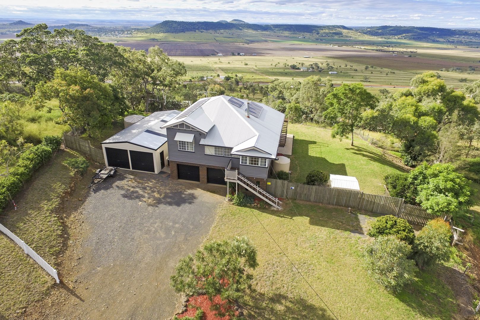 23 Rowland Court, Gowrie Mountain QLD 4350, Image 1