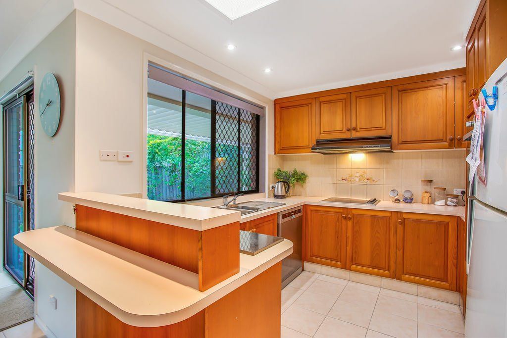 10 Cheltenham Drive, Robina QLD 4226, Image 2