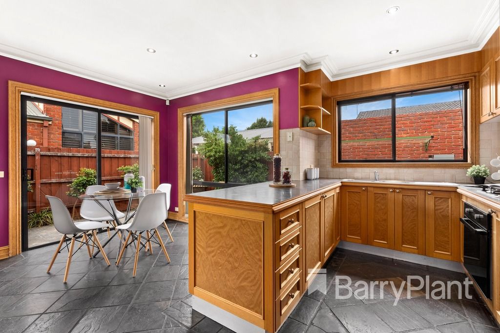 1/61 Golf Links Drive, Mill Park VIC 3082, Image 2