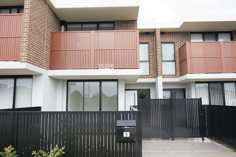 5/119 Glengarry Drive, Glenmore Park Property History & Address