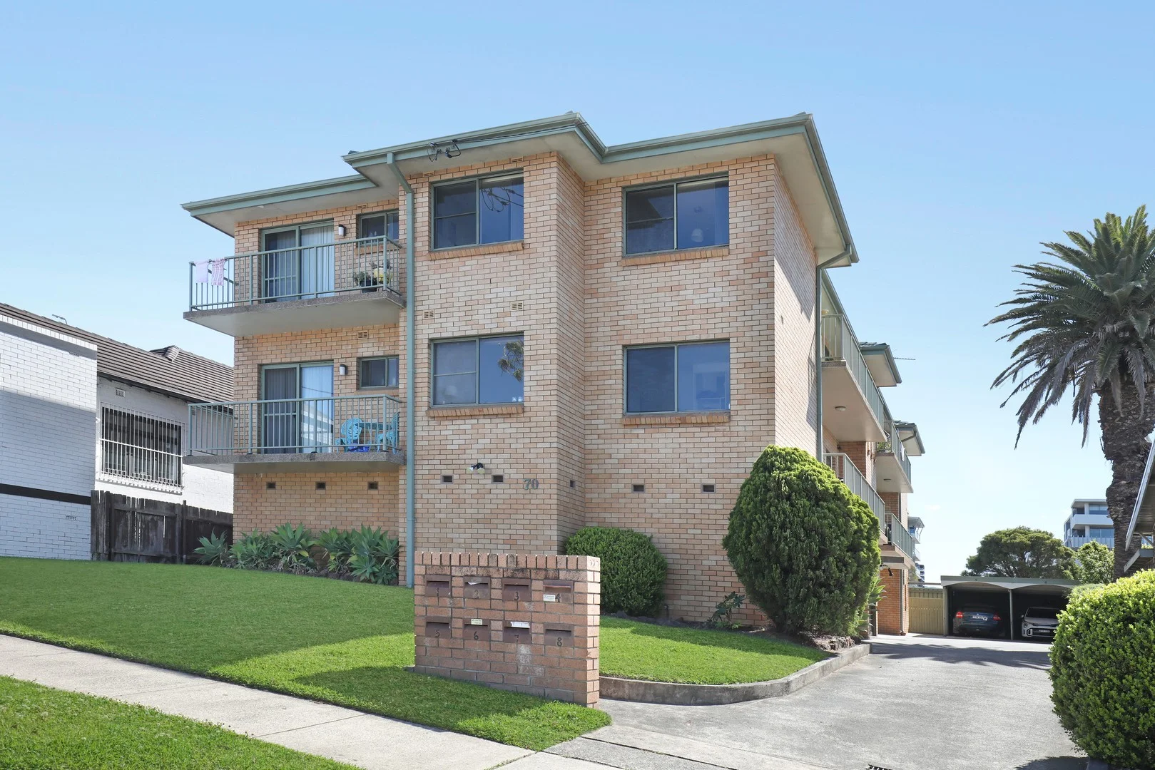 8/70 Church Street, Wollongong NSW 2500 | Domain