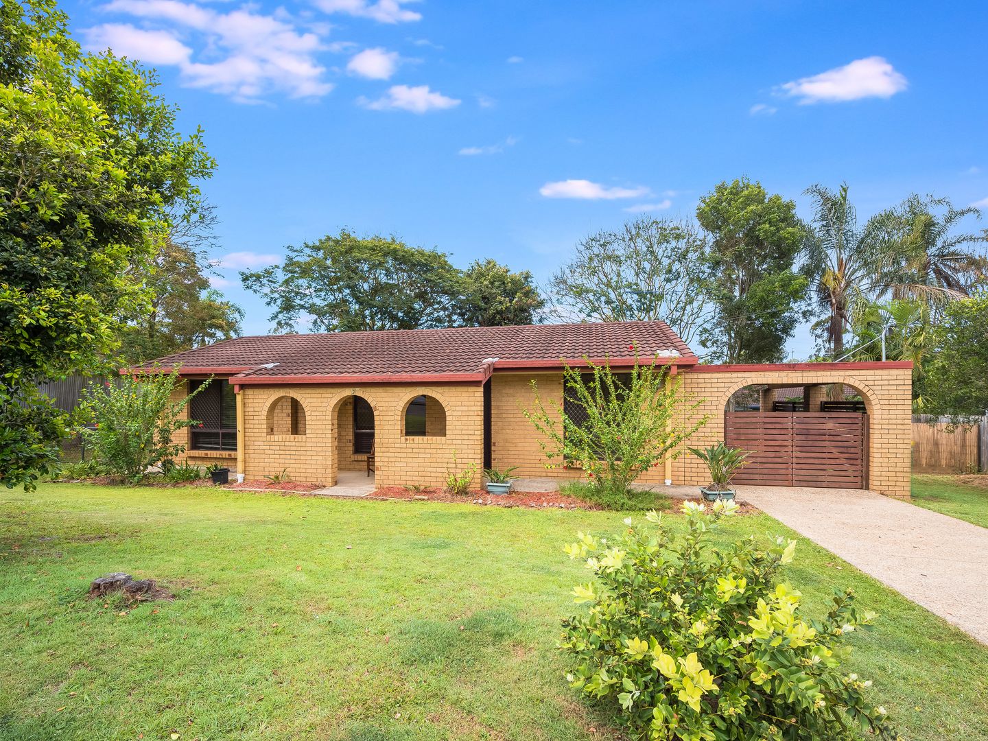 3 Gavia Court, Rochedale South QLD 4123