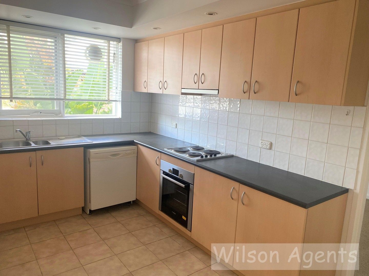 3 bedrooms Apartment / Unit / Flat in 5/49 Maitland Street GLEN IRIS VIC, 3146