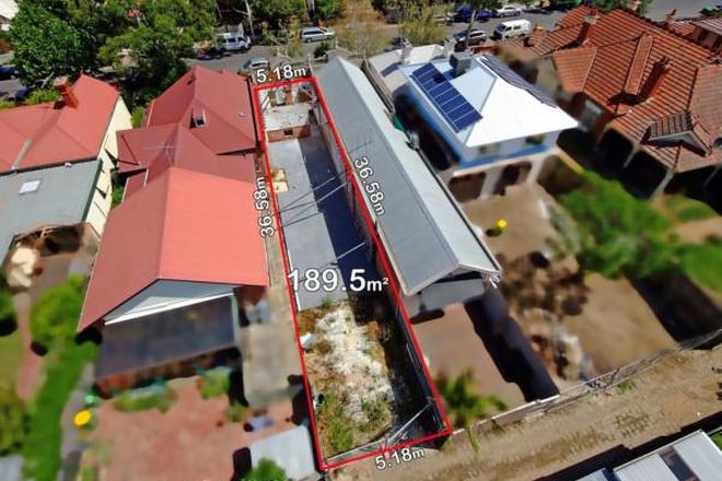 Picture of 114 Gladstone Avenue, NORTHCOTE VIC 3070