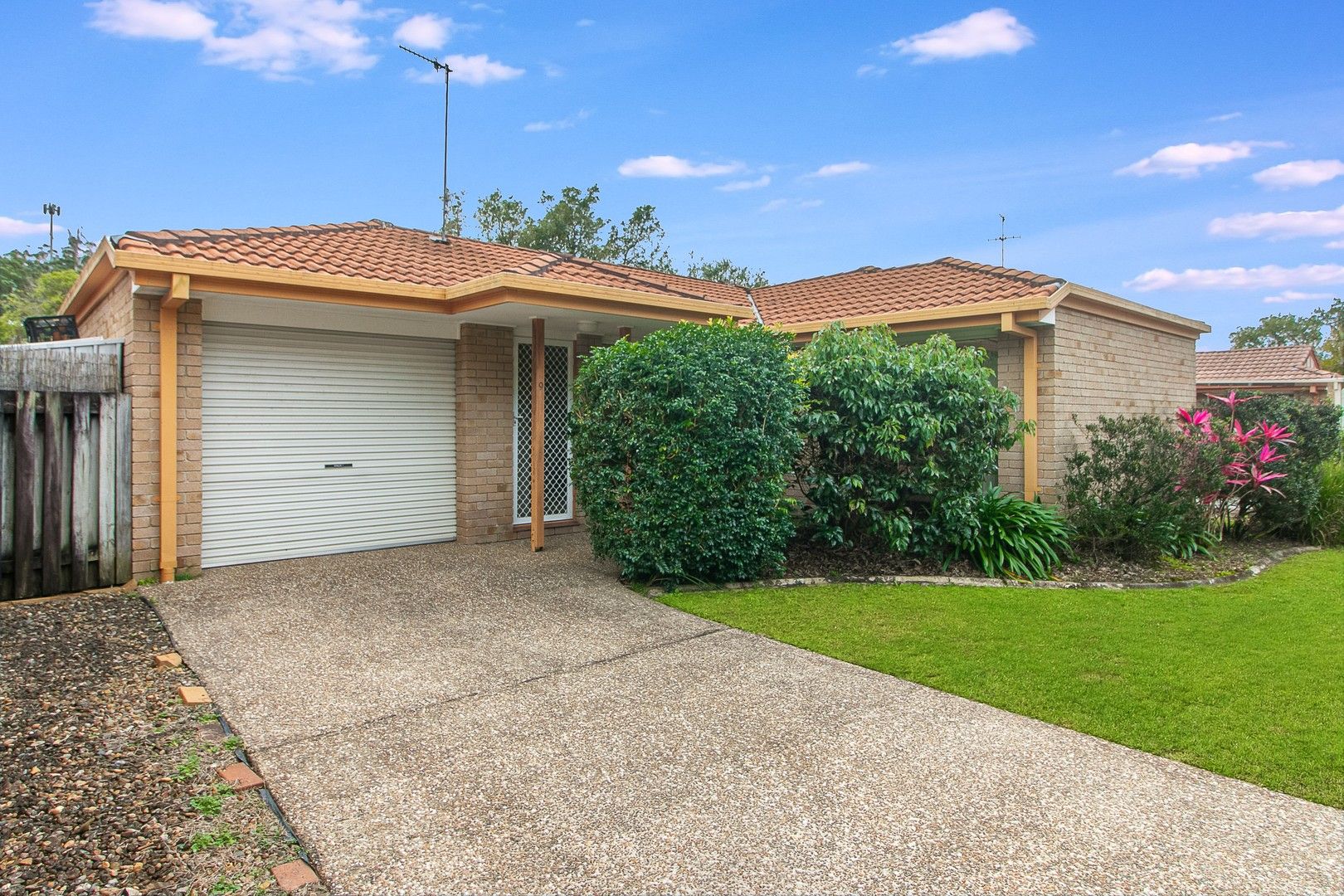 3 bedrooms Apartment / Unit / Flat in 9/2 Vintage Lakes Drive TWEED HEADS SOUTH NSW, 2486