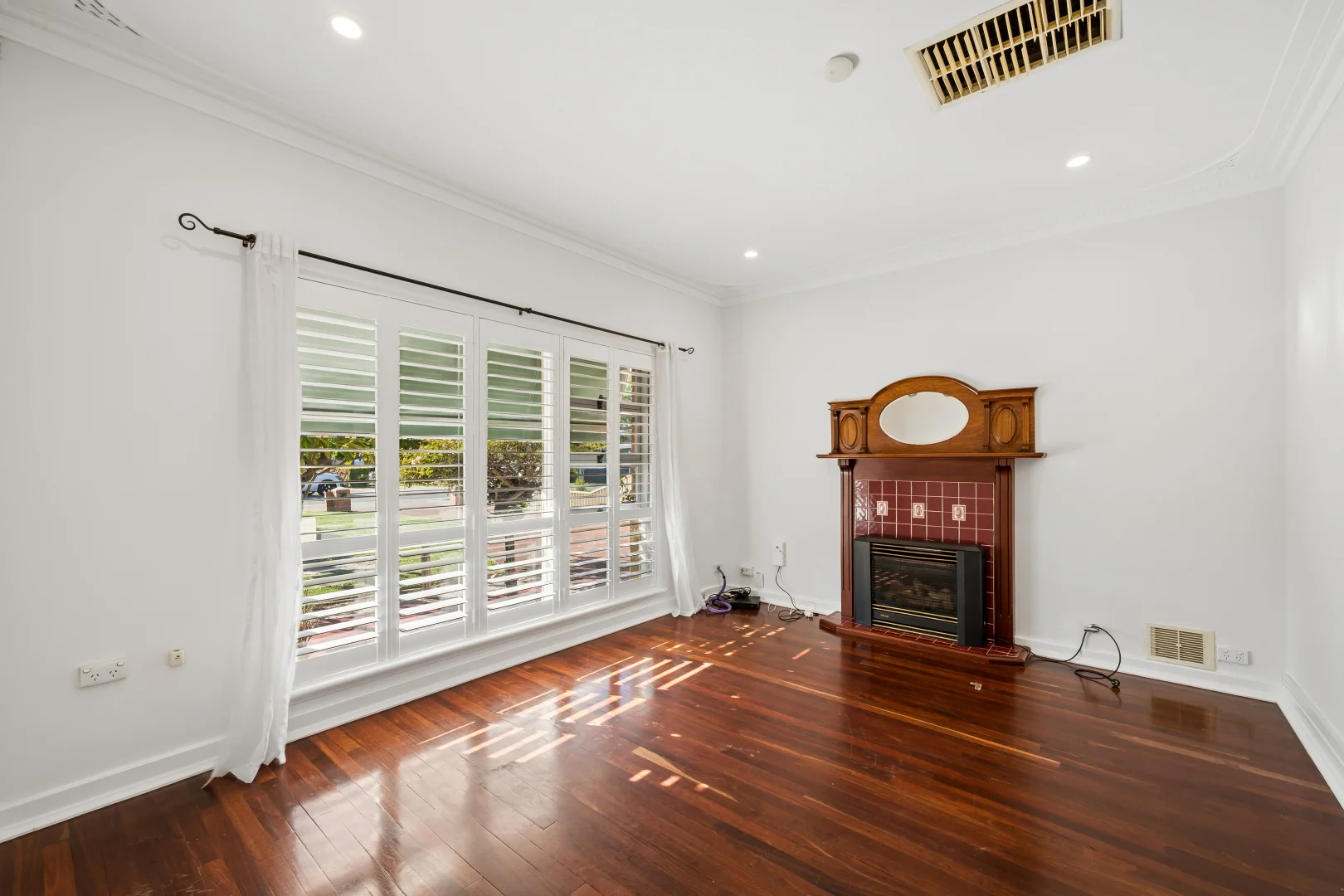 Additional image 2 of 8 Bernice Way, Thornlie WA 6108