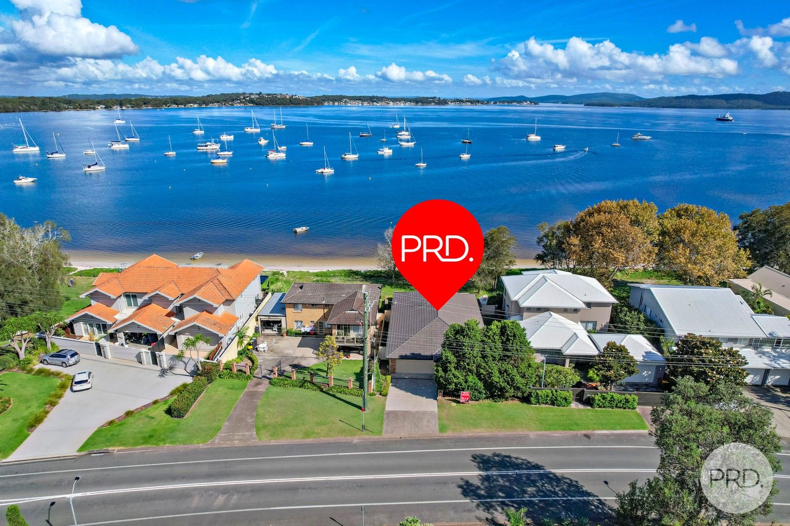 5 bedrooms House in 156 Sandy Point Road CORLETTE NSW, 2315