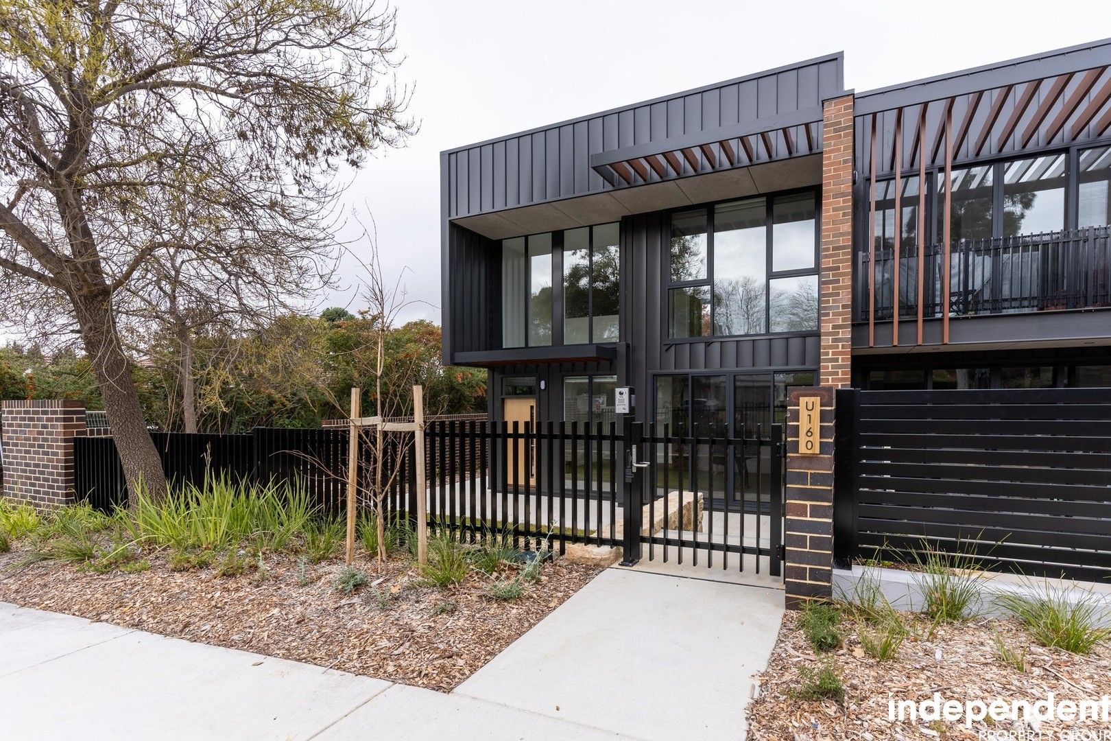 4 bedrooms Townhouse in 160/39 Mcintyre Street NARRABUNDAH ACT, 2604