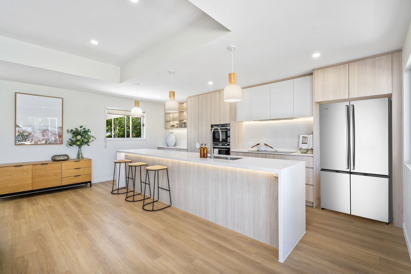 7 Mccleary Street, Bundall Property History & Address Research Domain