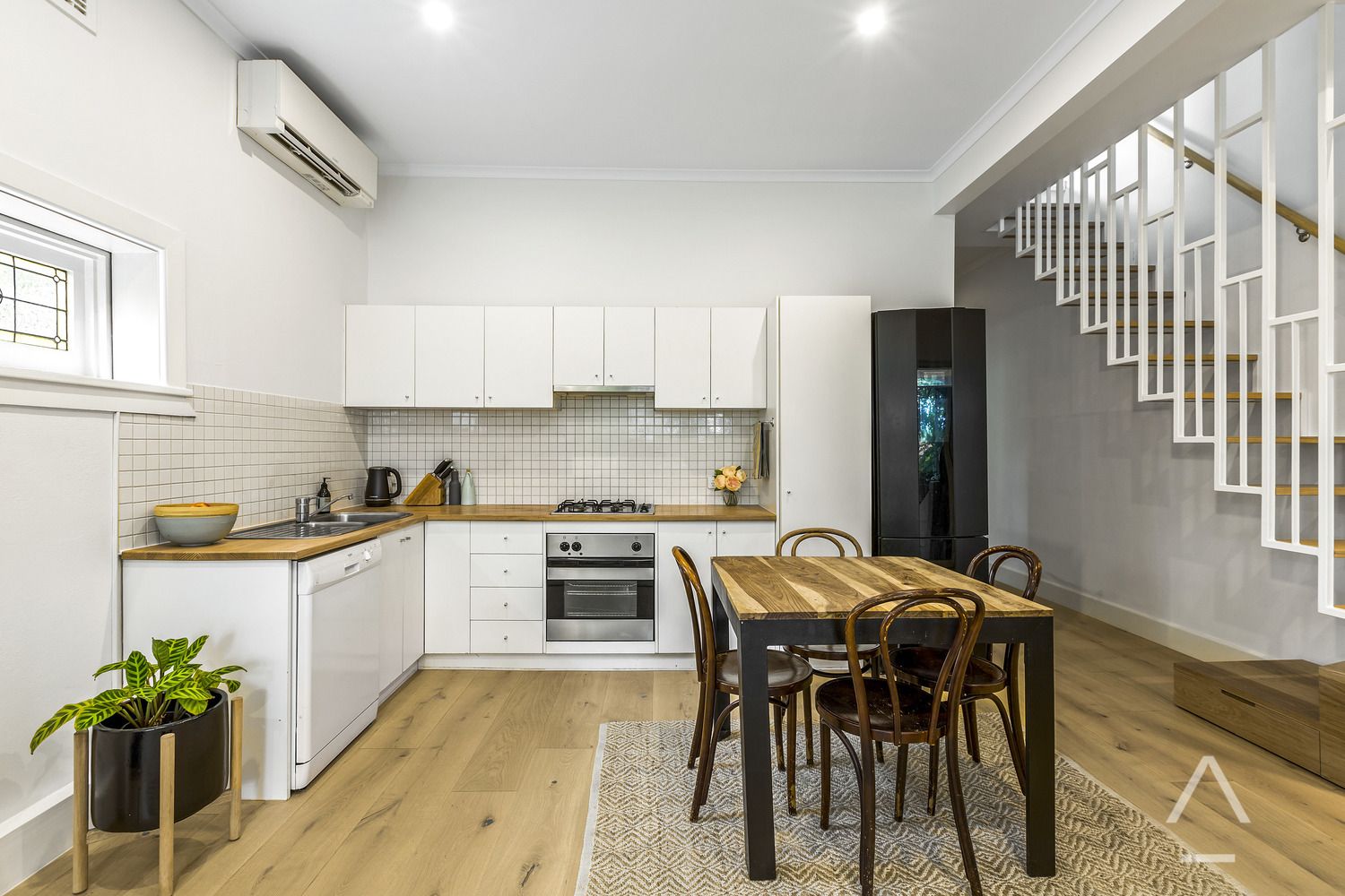 6/3 Byrne Avenue, Elwood VIC 3184, Image 2