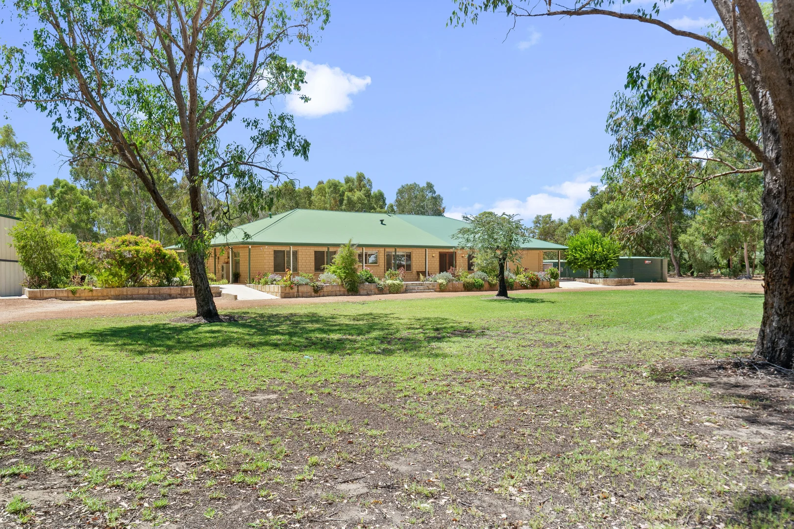 Additional image 23 of 120 Byford Meadows Drive, Oakford WA 6121