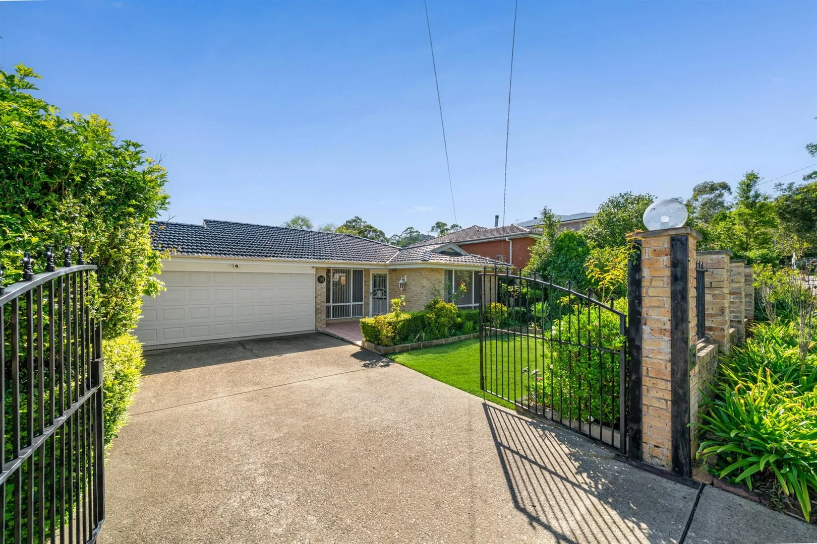 Primary image of 16 Hall Road, Hornsby NSW 2077