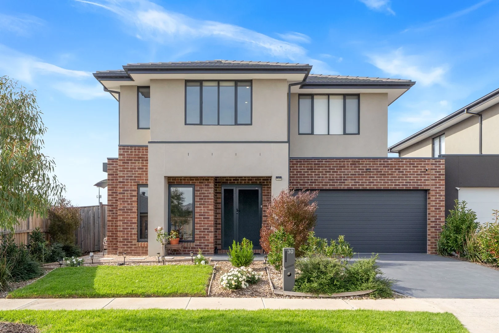 30 Oakham Street, Donnybrook VIC 3064