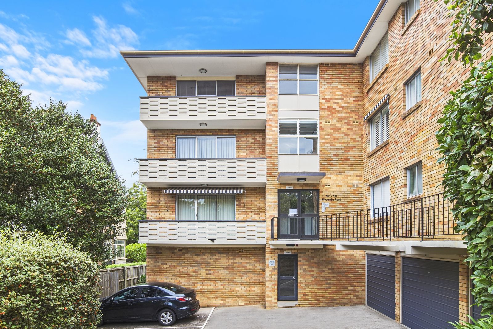 1 bedrooms Apartment / Unit / Flat in 9/103 Wycombe Road NEUTRAL BAY NSW, 2089