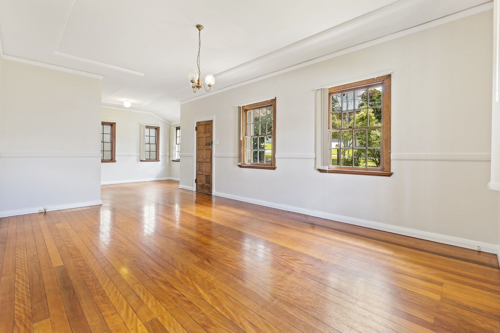 2 bedrooms House in 41 Albert Street HOLLAND PARK WEST QLD, 4121