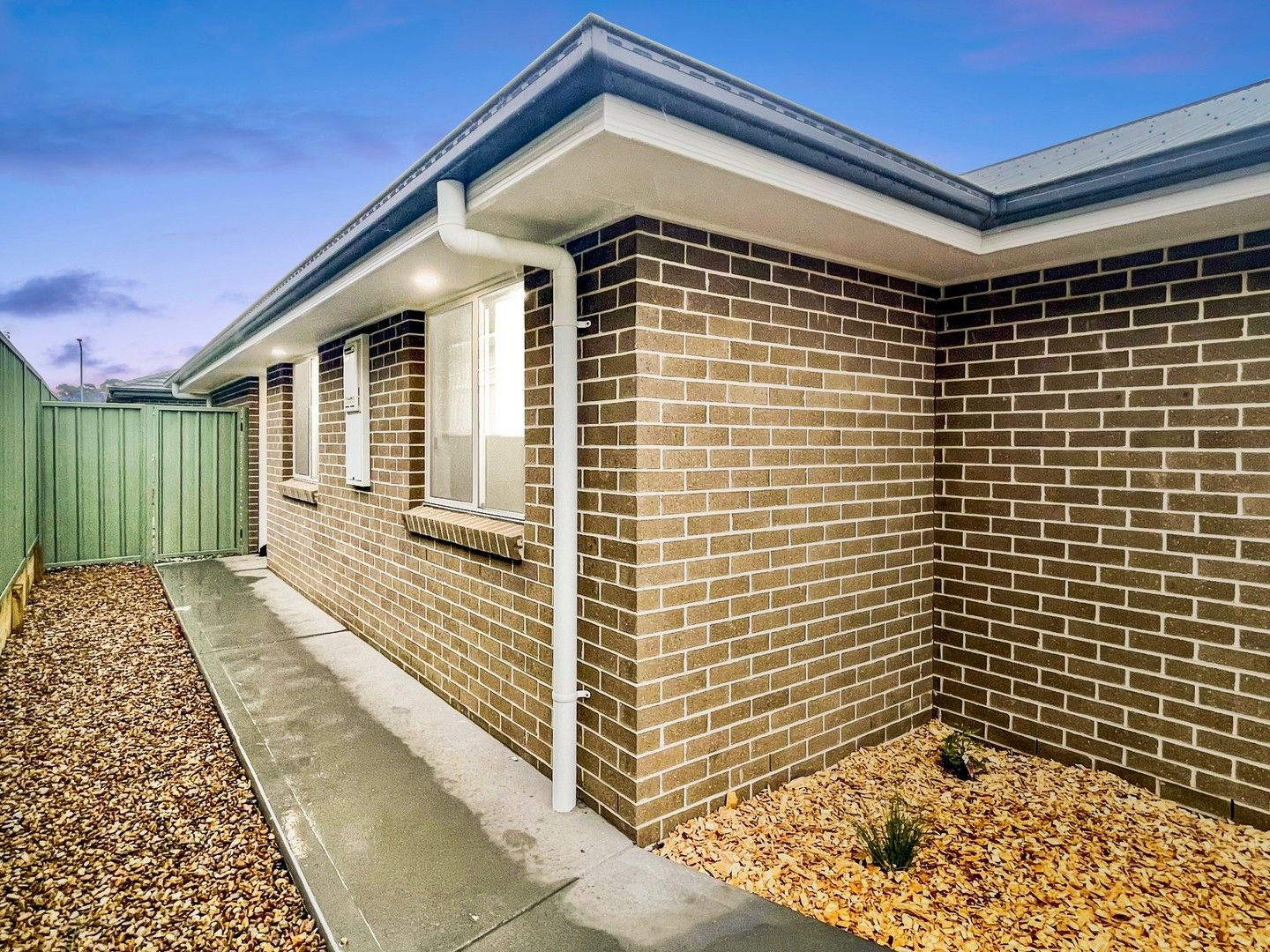 2 bedrooms Duplex in 8A Manoora Way NOWRA NSW, 2541