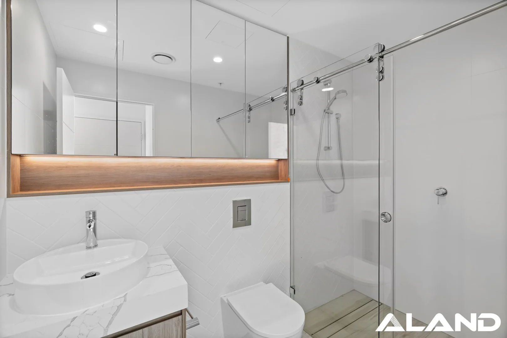 Additional image 8 of W-1201/108 Donnison Street, Gosford NSW 2250