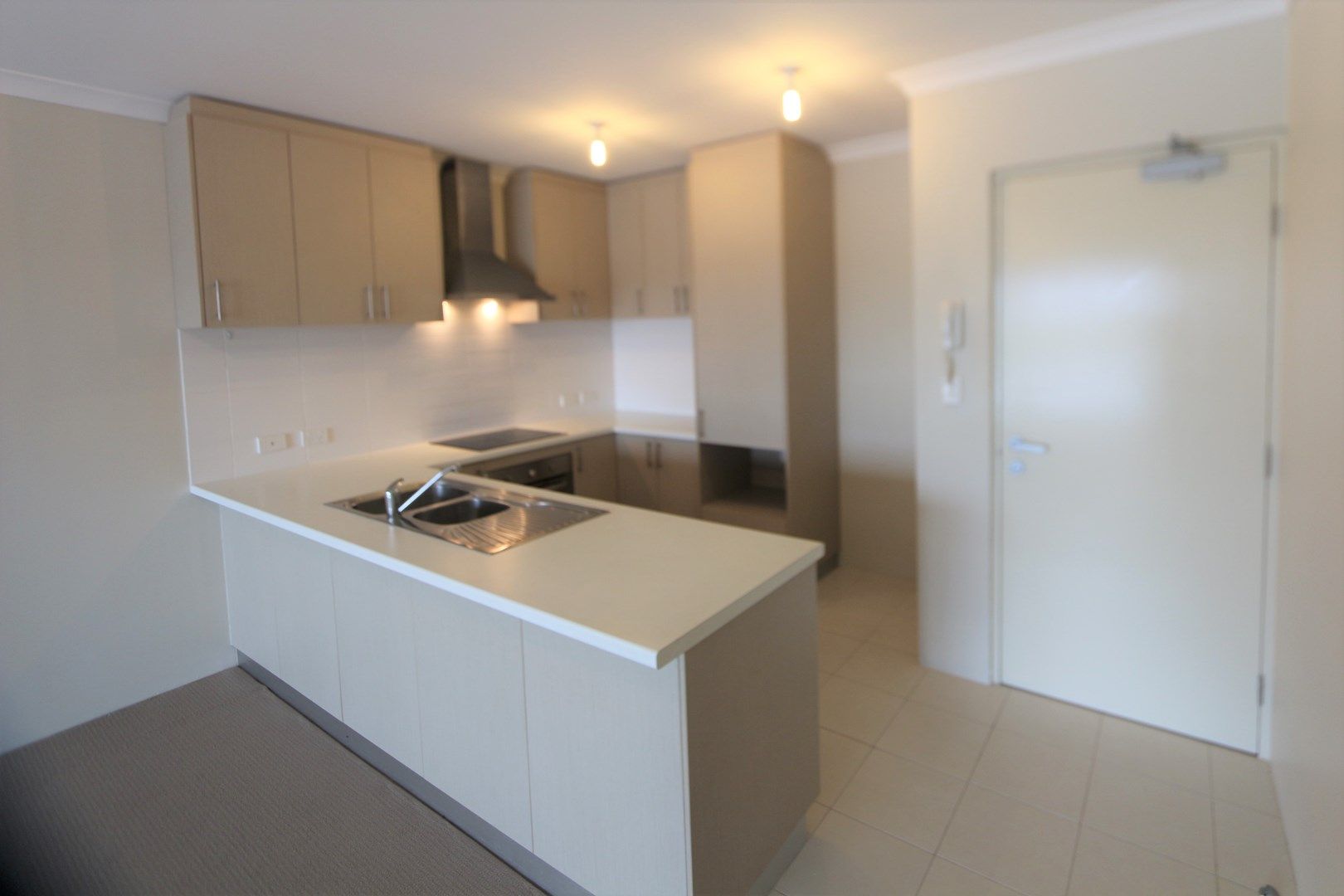 2 bedrooms Apartment / Unit / Flat in 1/148 Railway Parade QUEENS PARK WA, 6107