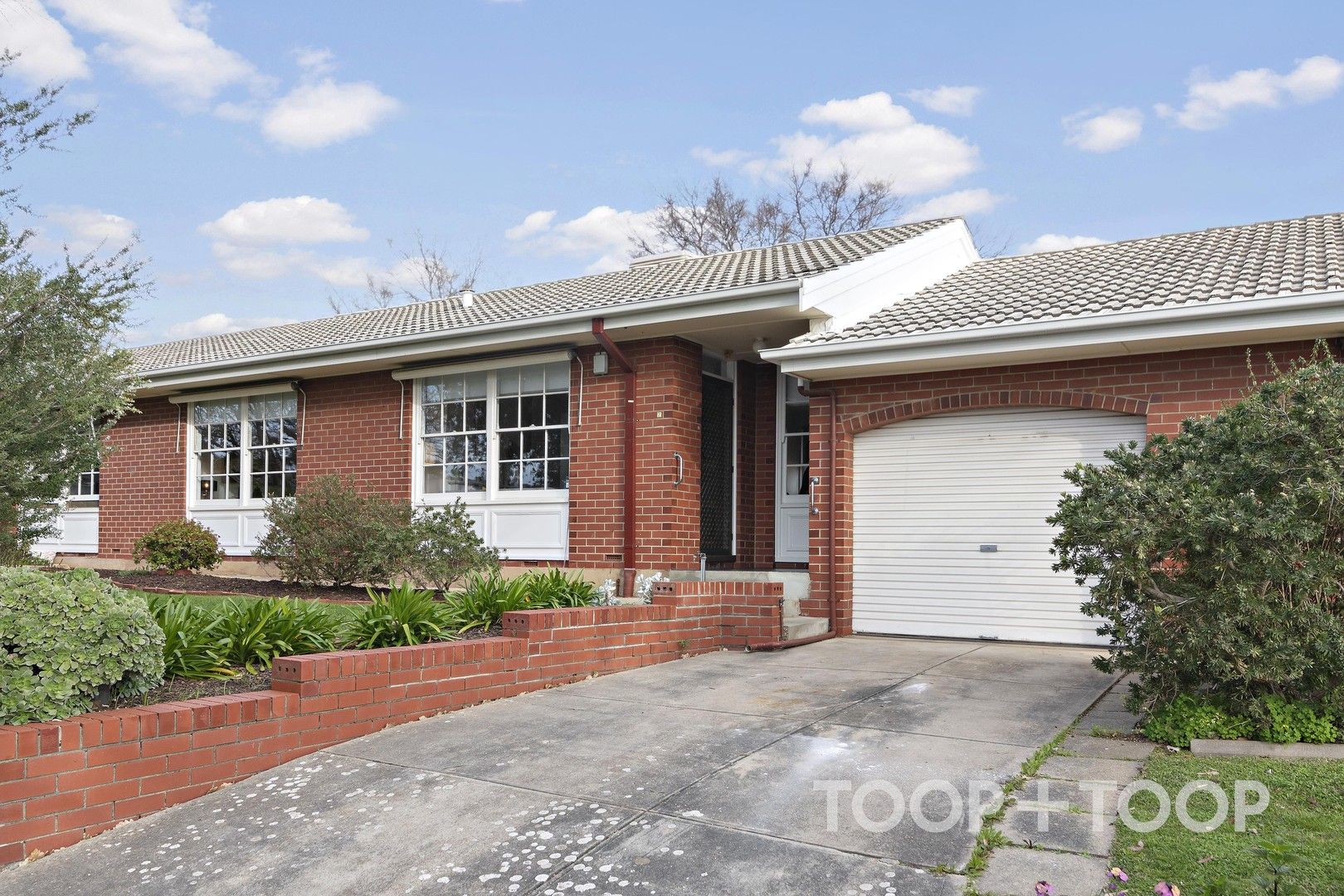 2/12 Kinross Avenue, Lower Mitcham SA 5062, Image 0