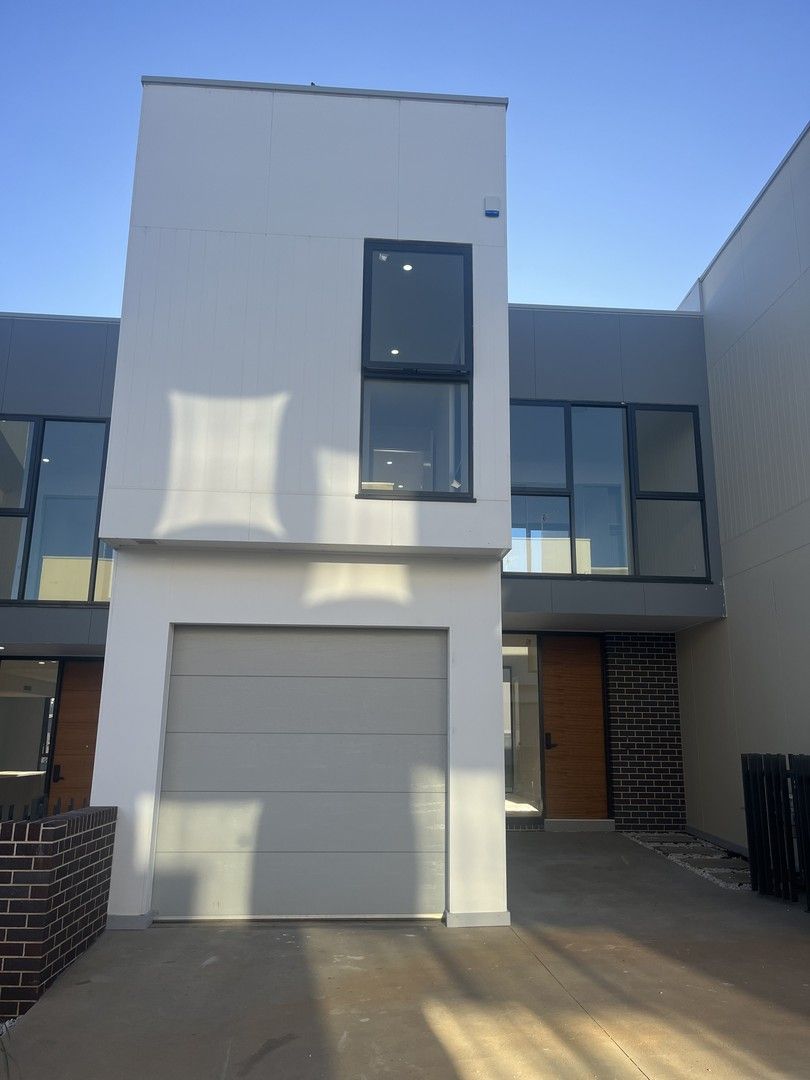 4 bedrooms Townhouse in LUXURY & LOCATION TOGETHER ( SELLING FAST ) CALL US NOW BOX HILL NSW, 2765