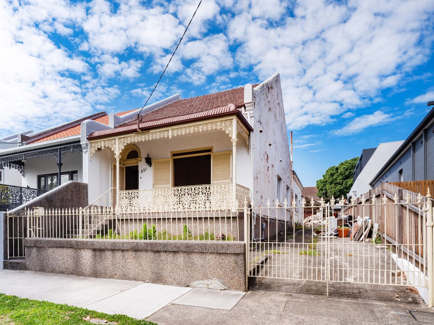 4 bedrooms House in 251 Annandale Street ANNANDALE NSW, 2038