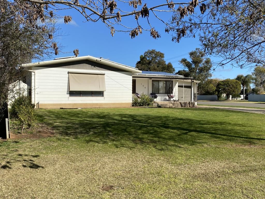 106 Mahonga Street, Jerilderie NSW 2716