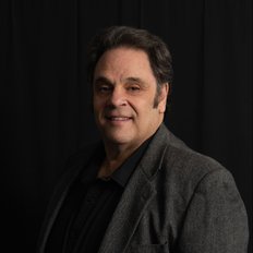 Robert Schinasi, Principal