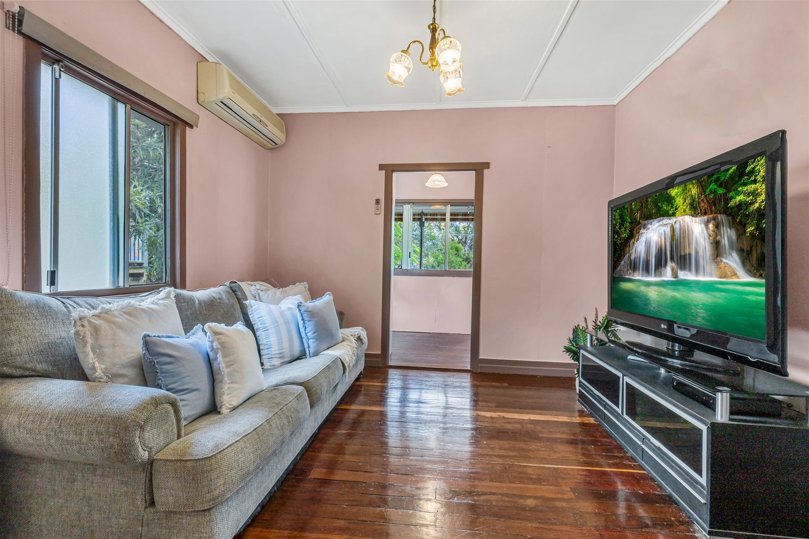 18 Florence Street, Annerley QLD 4103, Image 2