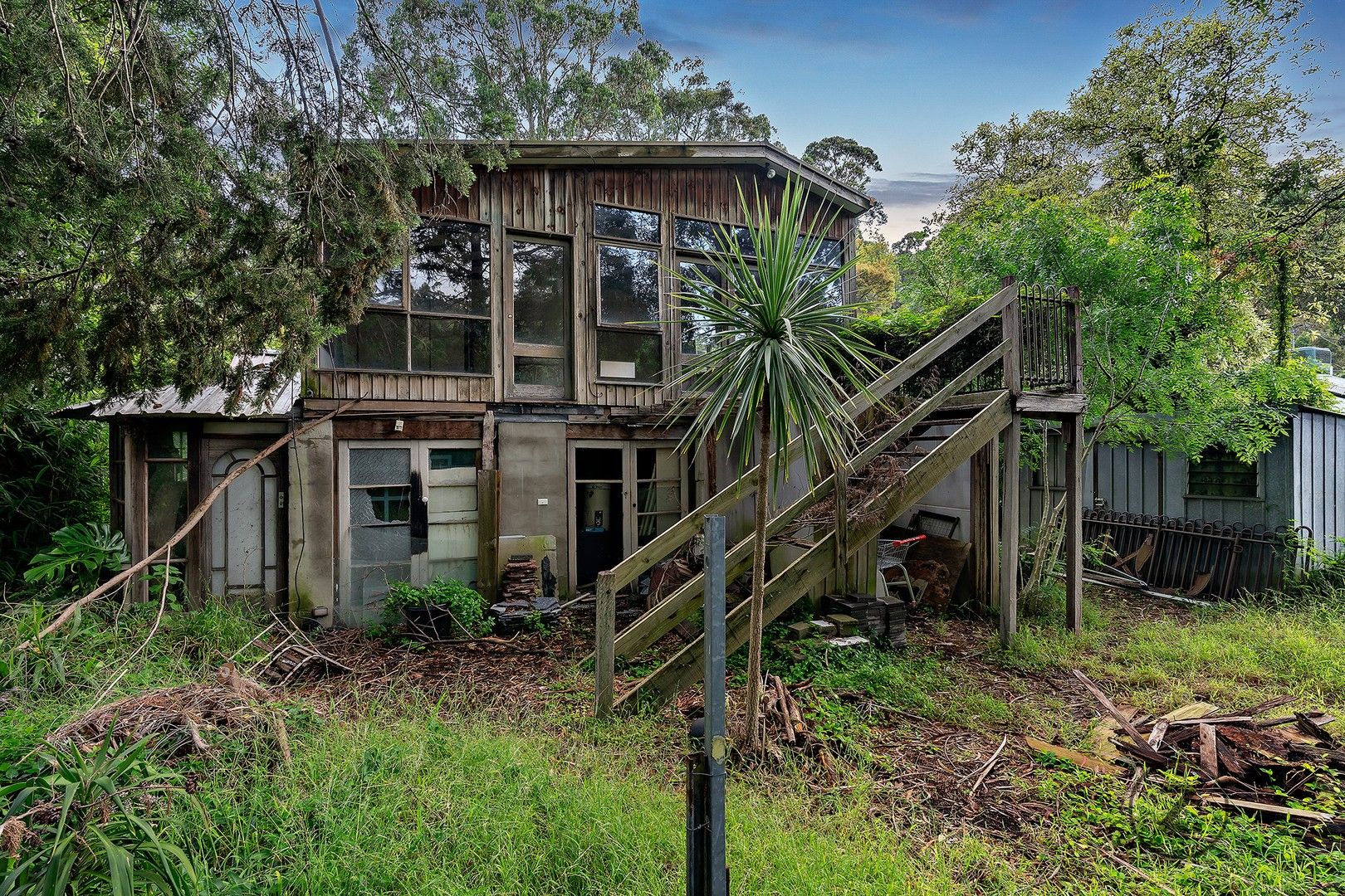 2 bedrooms House in 133 Old Belgrave Road UPWEY VIC, 3158