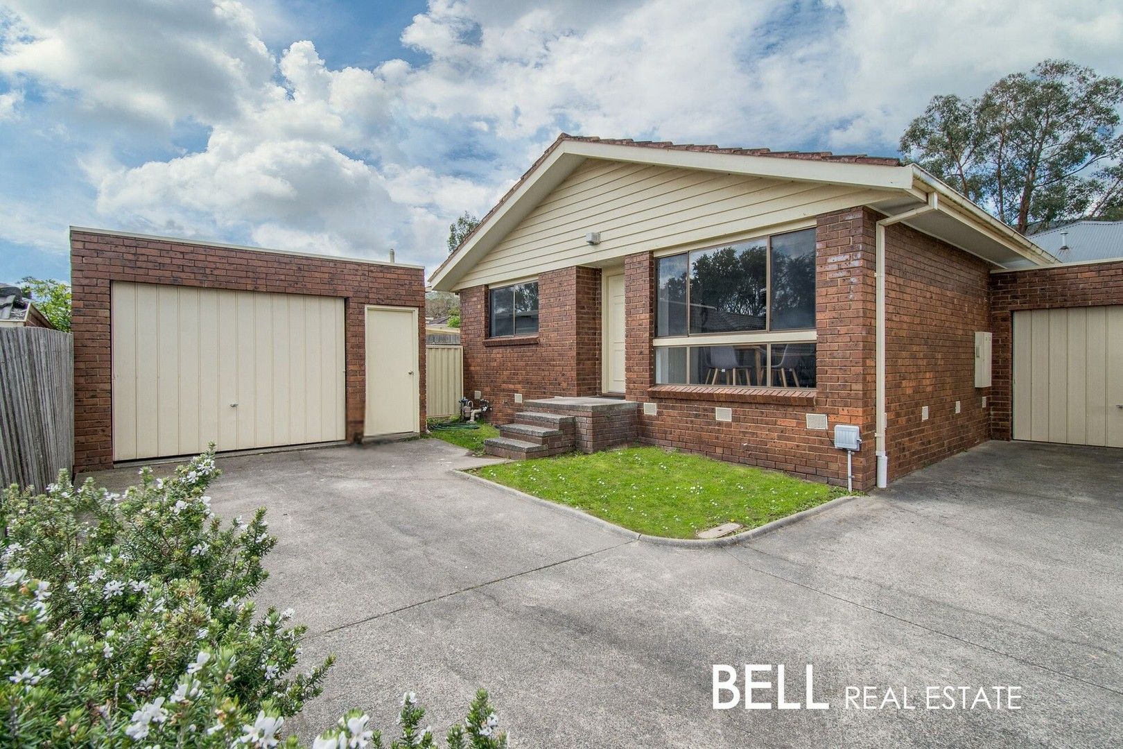 2 bedrooms Apartment / Unit / Flat in 4/15 Bowen Street FERNTREE GULLY VIC, 3156