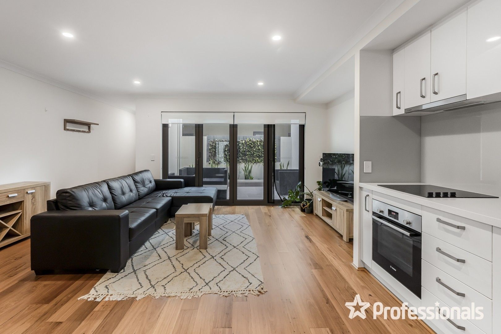 1 bedrooms Apartment / Unit / Flat in 8/28 Knutsford Street NORTH PERTH WA, 6006