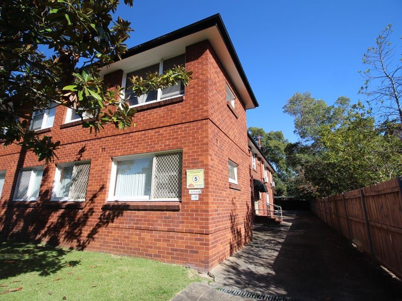 2 bedrooms Apartment / Unit / Flat in 1/36 Sixth Avenue CAMPSIE NSW, 2194