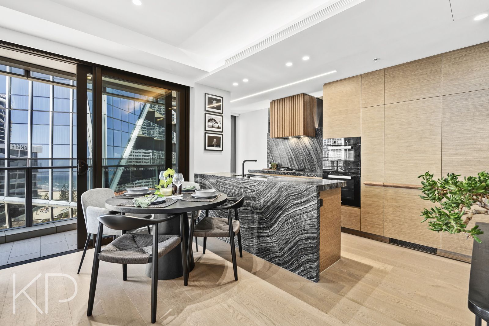 1 bedrooms Apartment / Unit / Flat in 31001/36 Old Burleigh Road SURFERS PARADISE QLD, 4217