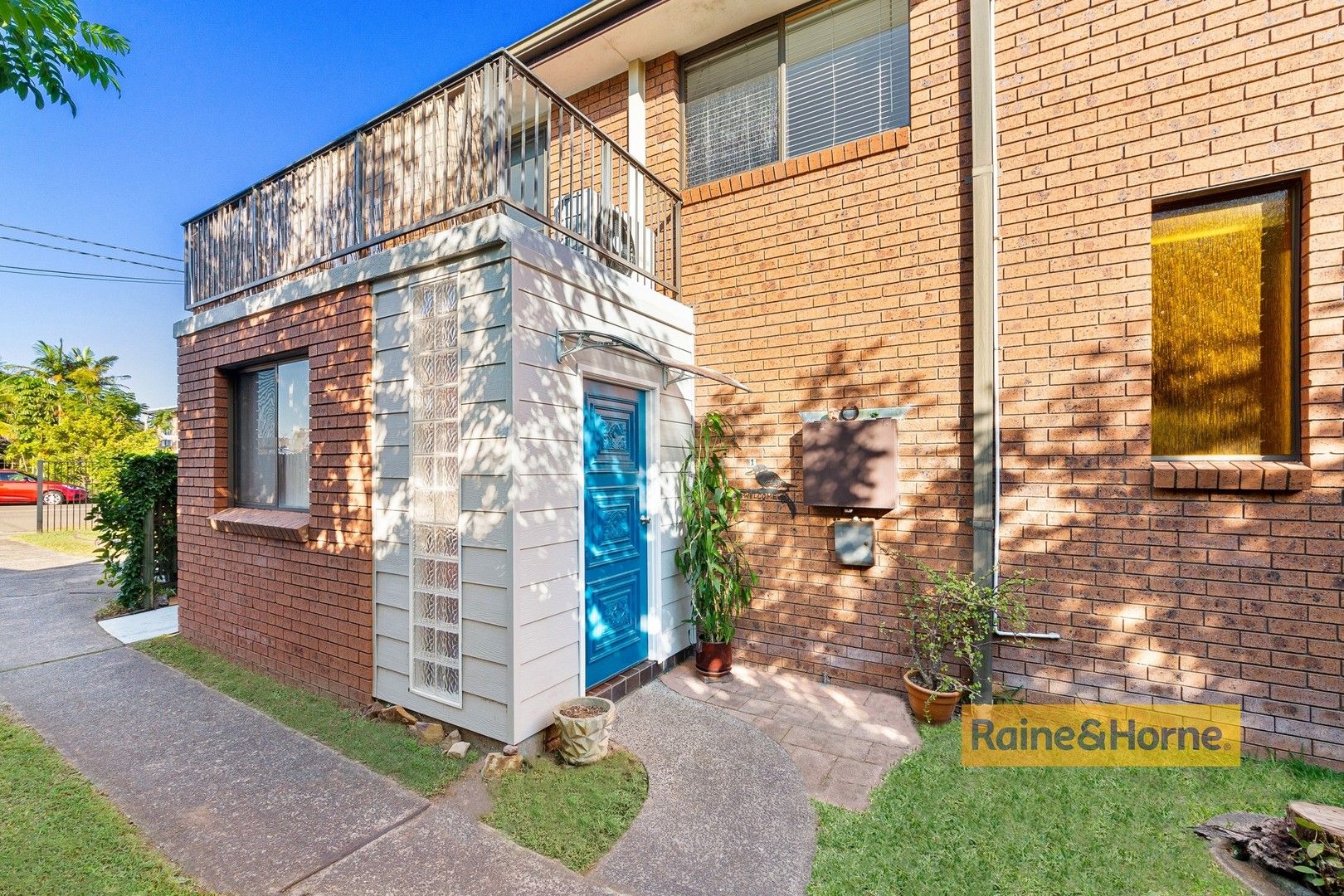 2 bedrooms Townhouse in 1/173 Ocean View Road ETTALONG BEACH NSW, 2257