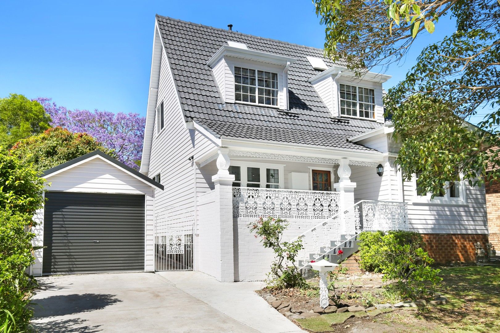 7 bedrooms House in 23 Greenacre Road WOLLONGONG NSW, 2500