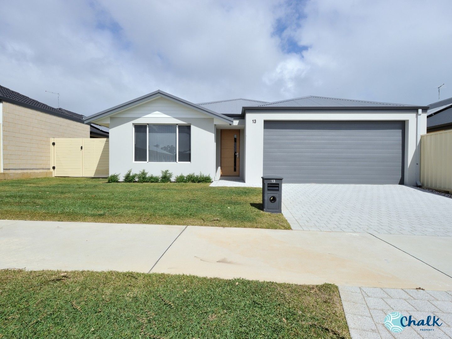 3 bedrooms House in 13 Lincelles Street MADORA BAY WA, 6210