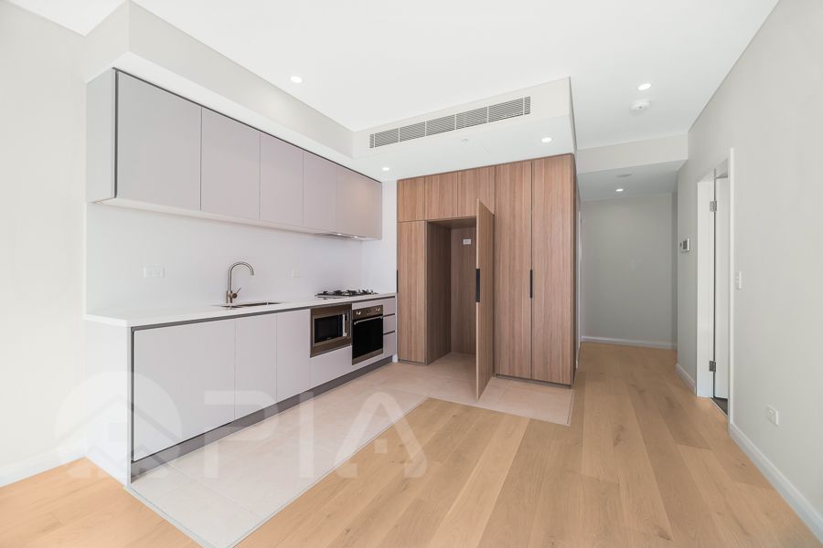1 bedrooms Apartment / Unit / Flat in 629/1 Maple Tree Road WESTMEAD NSW, 2145