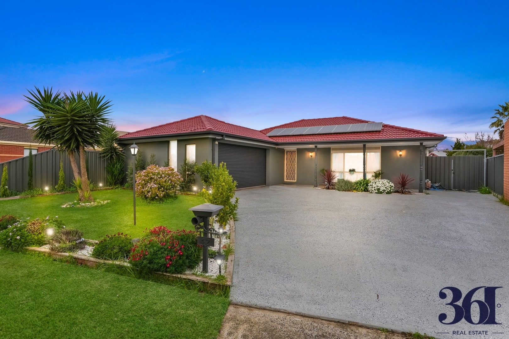 4 bedrooms House in 42 Birchwood Boulevard HOPPERS CROSSING VIC, 3029