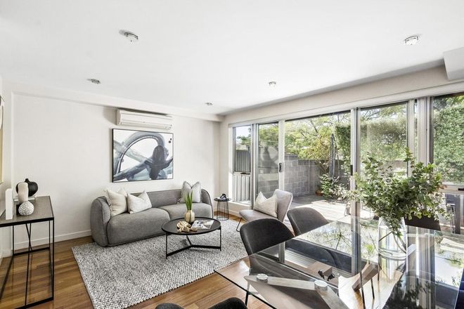 Picture of 2/20 Westgarth Street, NORTHCOTE VIC 3070