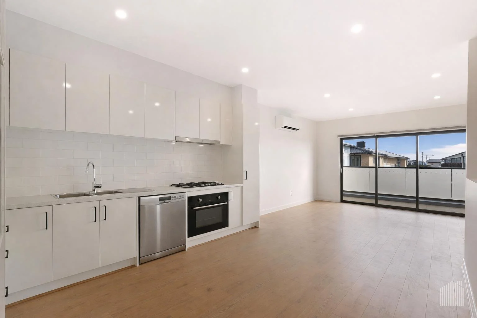 Additional image 2 of 34 England Street, Werribee VIC 3030