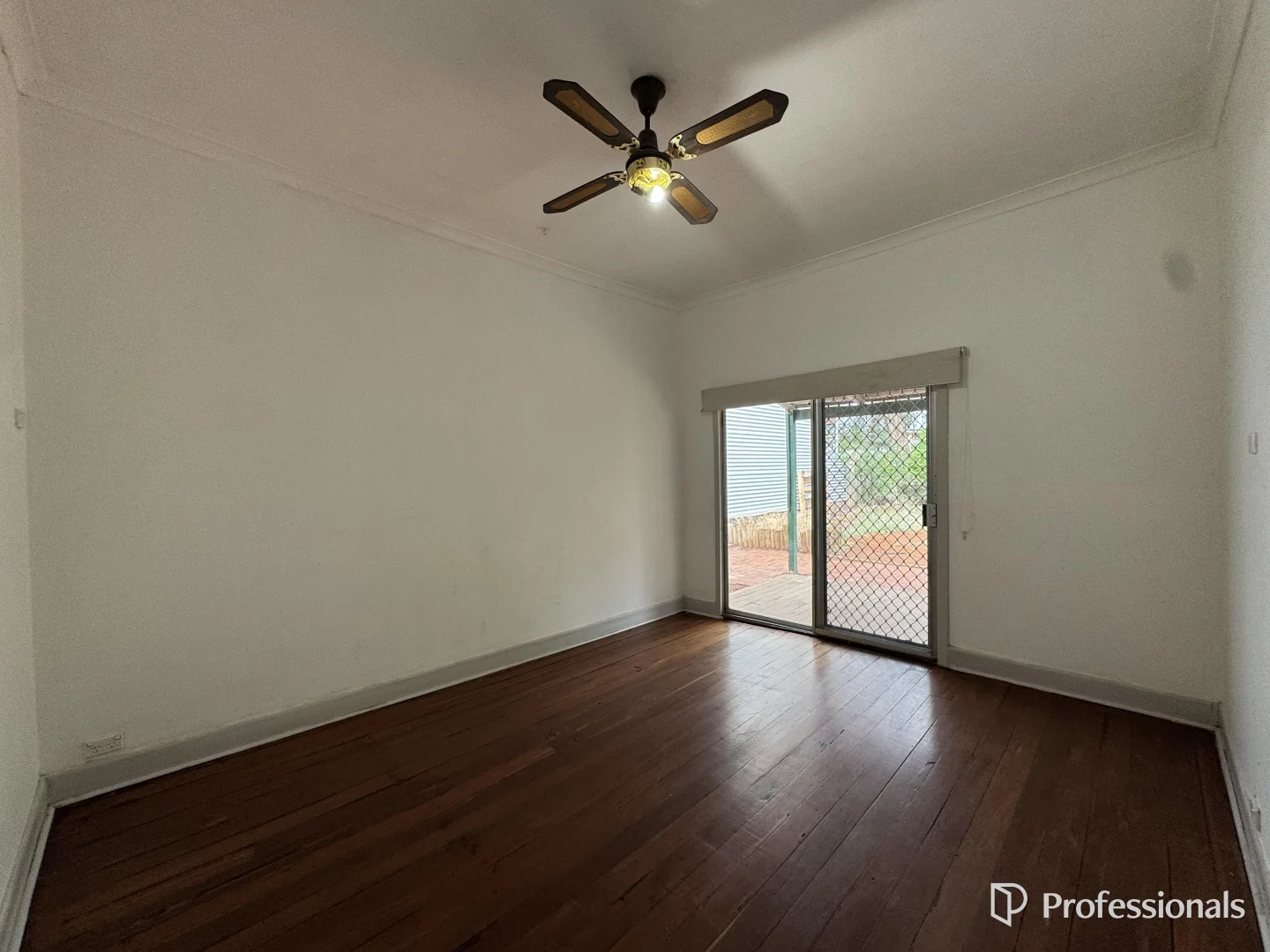 Additional image 3 of 7A Victoria Street East, Kalgoorlie WA 6430