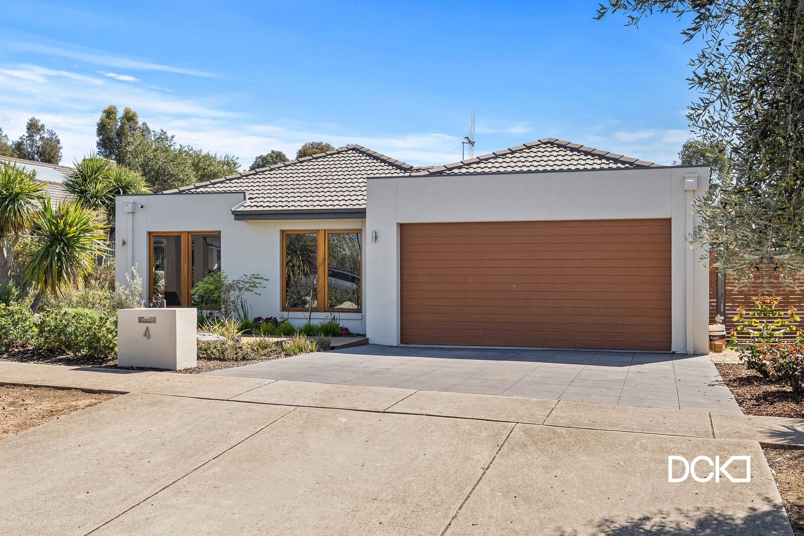 4 Stirling Avenue, Junortoun VIC 3551, Image 1