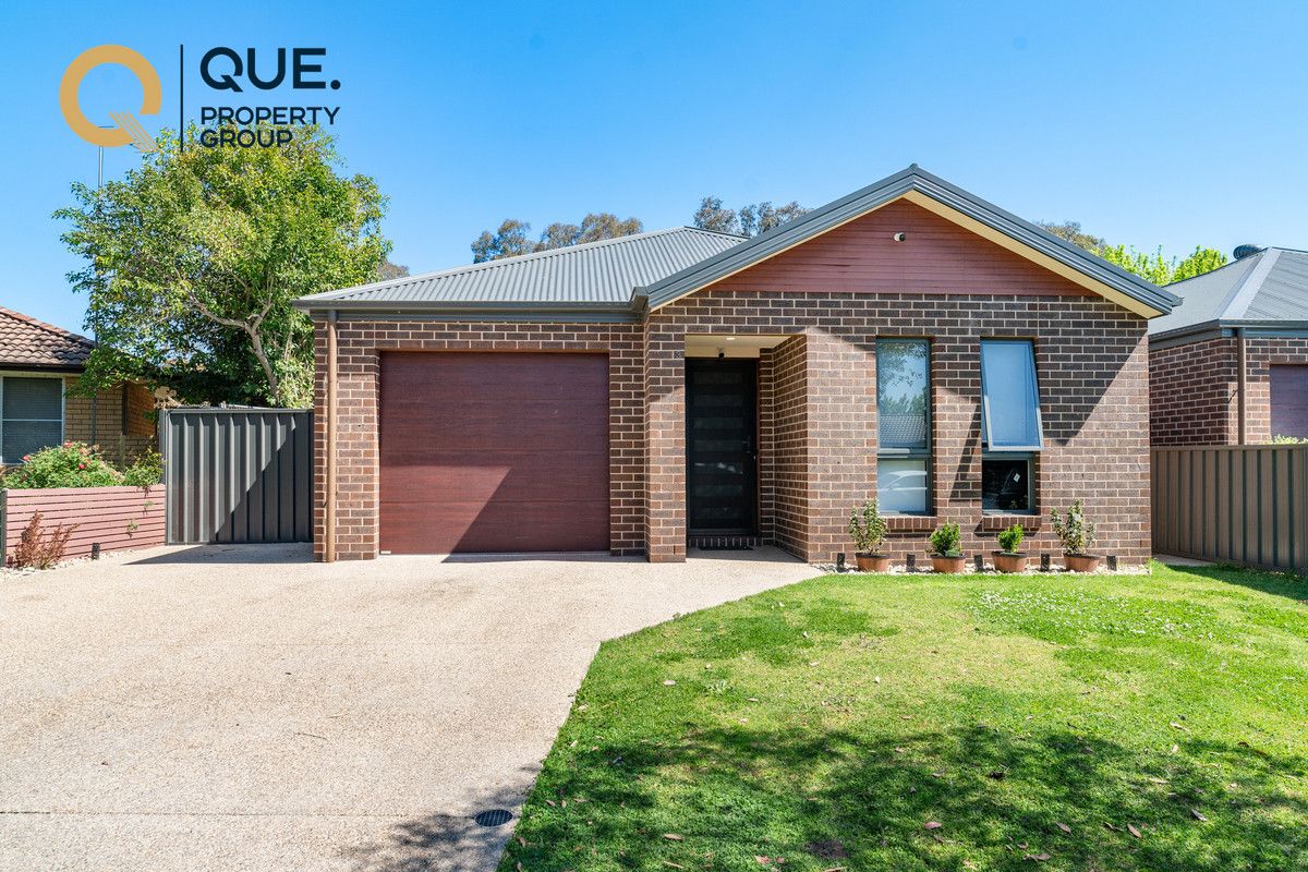 3 bedrooms House in 3 Crackenback Street THURGOONA NSW, 2640