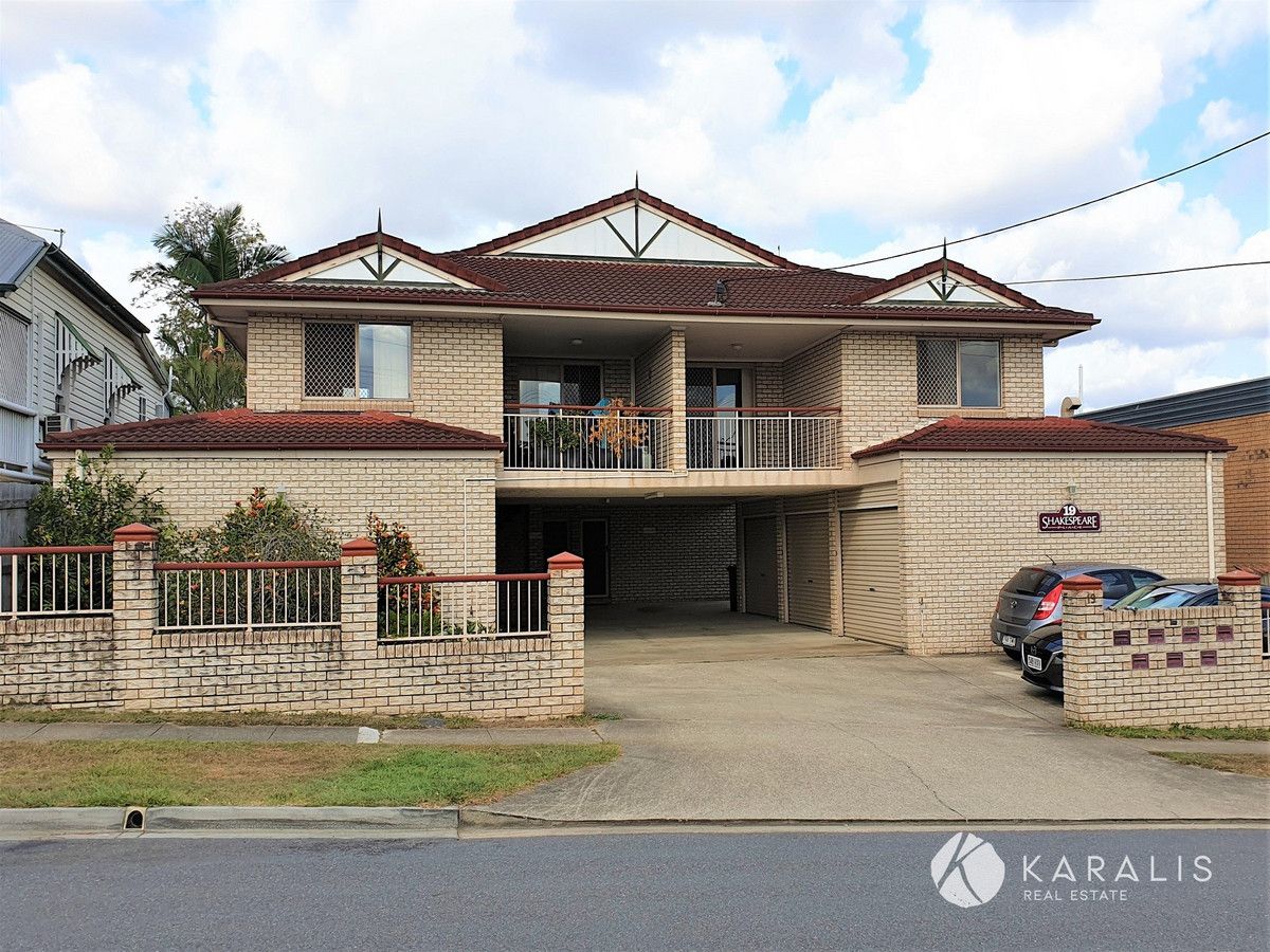 2 bedrooms Apartment / Unit / Flat in 2/19 Shakespeare Street COORPAROO QLD, 4151